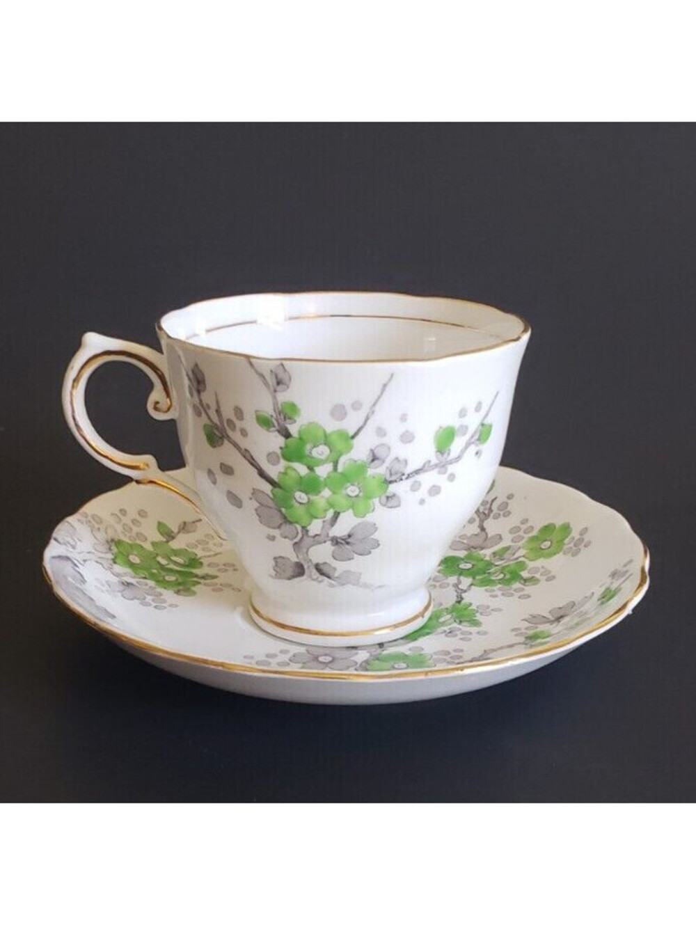 Vintage Tuscan Fine English Bone China Green Blossoms Gold Trim Tea Cup, Saucer